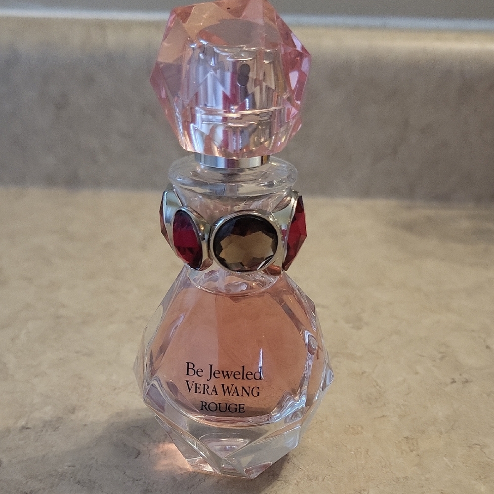 Vera Wang Be Jeweled Rouge Perfume